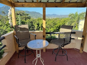 Property grounds - Luxury Private Villas w Pool and near Beach. No All Inclusive Fees. Sleeps 40! (Puerto Plata)