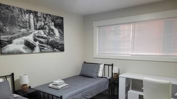 3 bedrooms, free WiFi, bed sheets