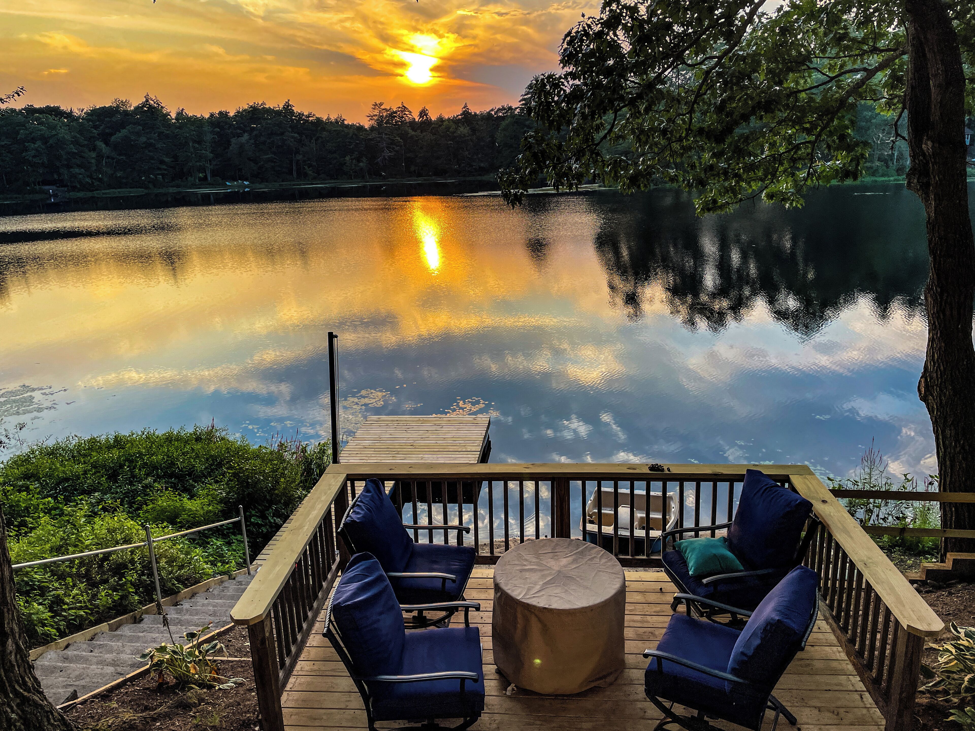 Classic NH Waterfront House - Swim/Boat/Kayak/Fish