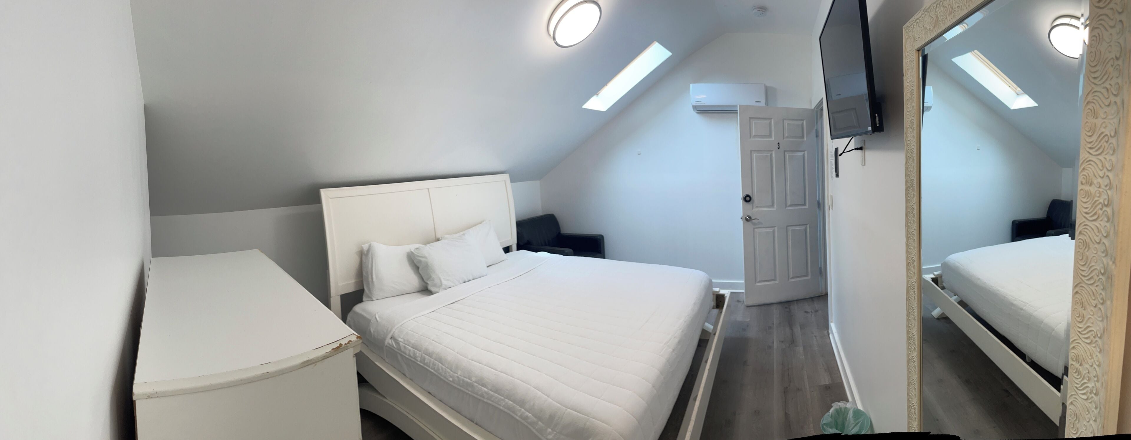 Signatur-enkeltværelse - 1 soveværelse | Gratis minibar, arbejdsområde til bærbare computere, gratis Wi-Fi