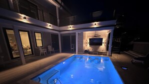 屋外プール、温水プール