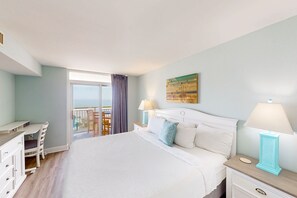 3 chambres, bureau, fer et planche à repasser, accès à Internet