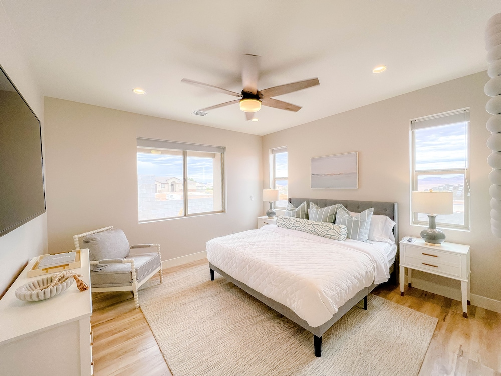 Lake Powell, Antelope Canyon, Horseshoe Bend Stunning Gem Page Vrbo