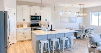 Lake Powell, Antelope Canyon, Horseshoe Bend Stunning Gem