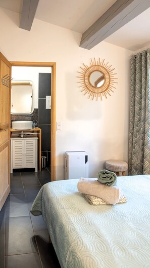 1 bedroom, iron/ironing board, travel crib, free WiFi