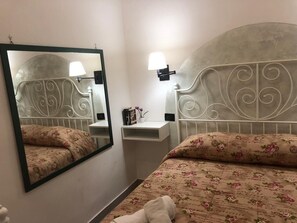 1 bedroom, WiFi, bed sheets - Vacation home Nina 17 (Catania)