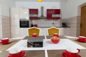 Apartment | 3 bedrooms - Apartments Ivan - Modern (Kastela)