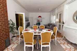 Apartment | 3 bedrooms - Apartments Ivan - Modern (Kastela)