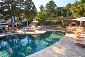 Outdoor pool - Can Vich is a Haven of Peace (Santa Eulària des Riu)