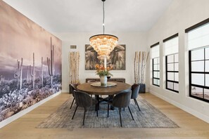 Dining - Sweetwater: 5 bedroom Lux, Pool,Spa, Volley/B-Ball (Scottsdale)