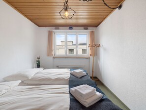 5 bedrooms, internet