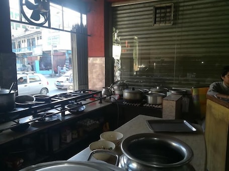 Exterior. New Green Hotel