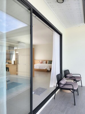 1-Bedroom Villa with Private Pool,A2 | デスク、遮光カーテン、WiFi (無料)、ベッドシーツ