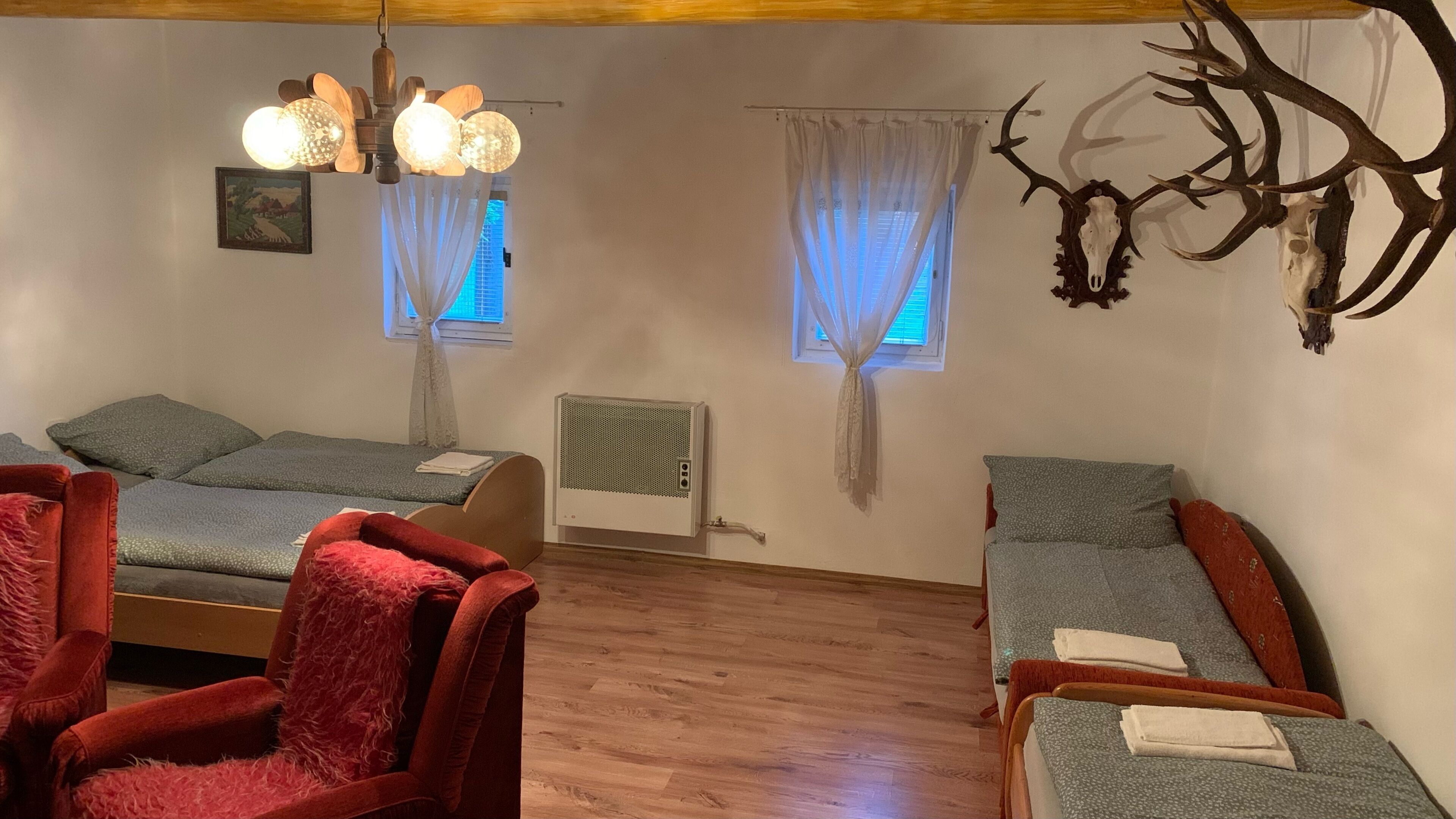 2 室のベッドルーム、WiFi、ベッドシーツ