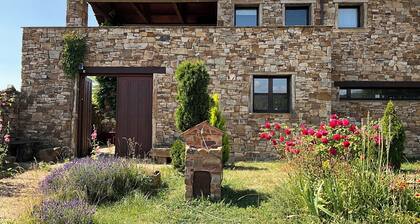 Country house in Castrillo de los Polvazares in the Mountains of Leon