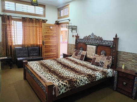 Habitación Deluxe doble | Sistema de insonorización y wifi gratis. Galyat Gateway Hotel & Restaurant