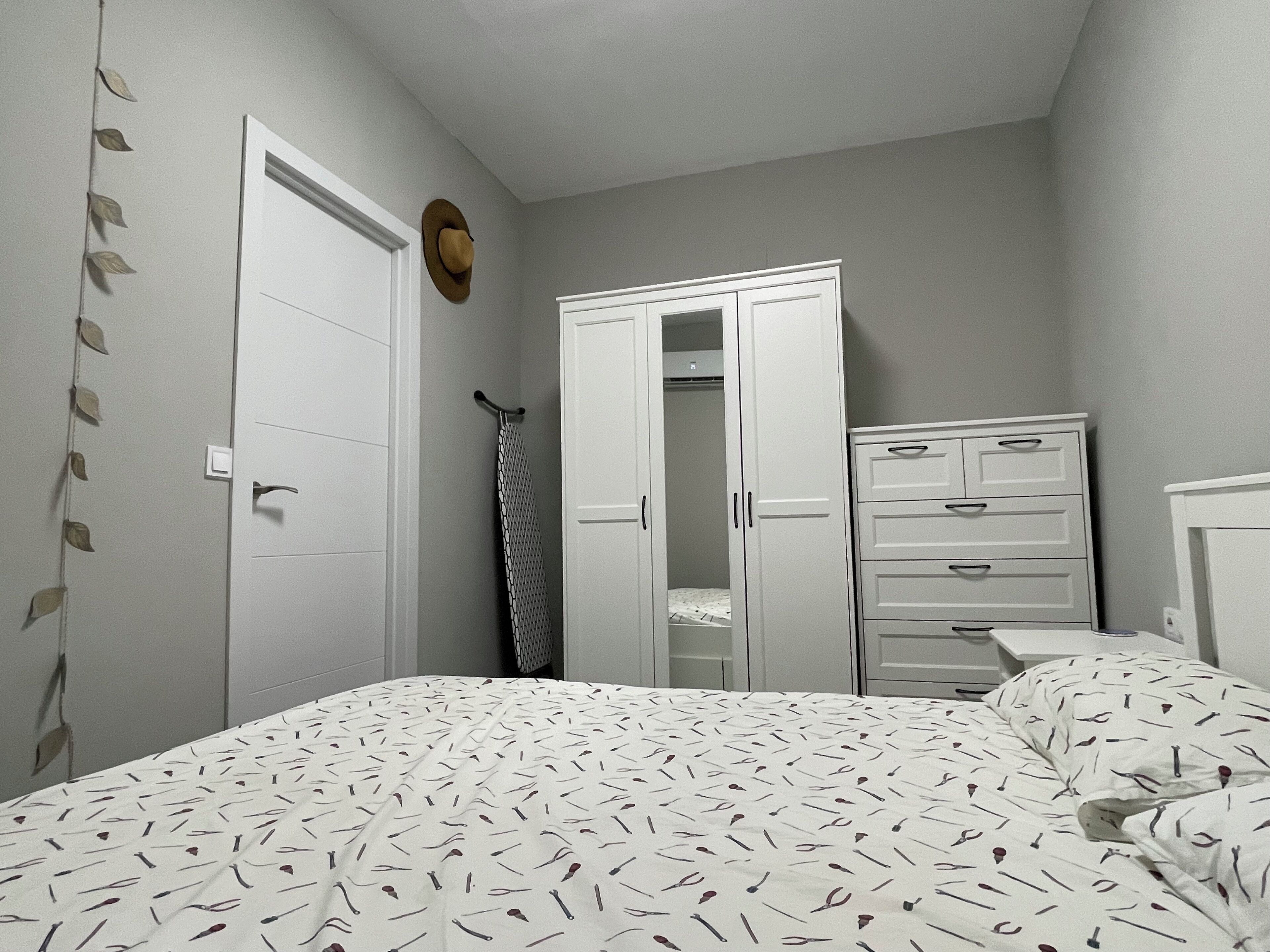 3 dormitorios, tabla de planchar con plancha, wifi y ropa de cama