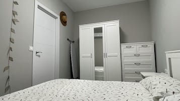 3 dormitorios, tabla de planchar con plancha, wifi y ropa de cama