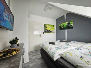2 Schlafzimmer, Bügeleisen/Bügelbrett, Reisekinderbett, WLAN