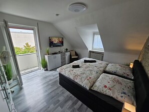 2 bedrooms, iron/ironing board, travel crib, WiFi