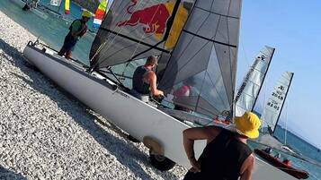 Selancar/boogie boarding