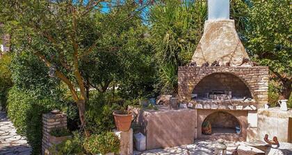 Stavlos Cottage