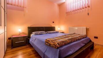 4 chambres, fer et planche Ă repasser, Wi-Fi gratuit, draps fournis
