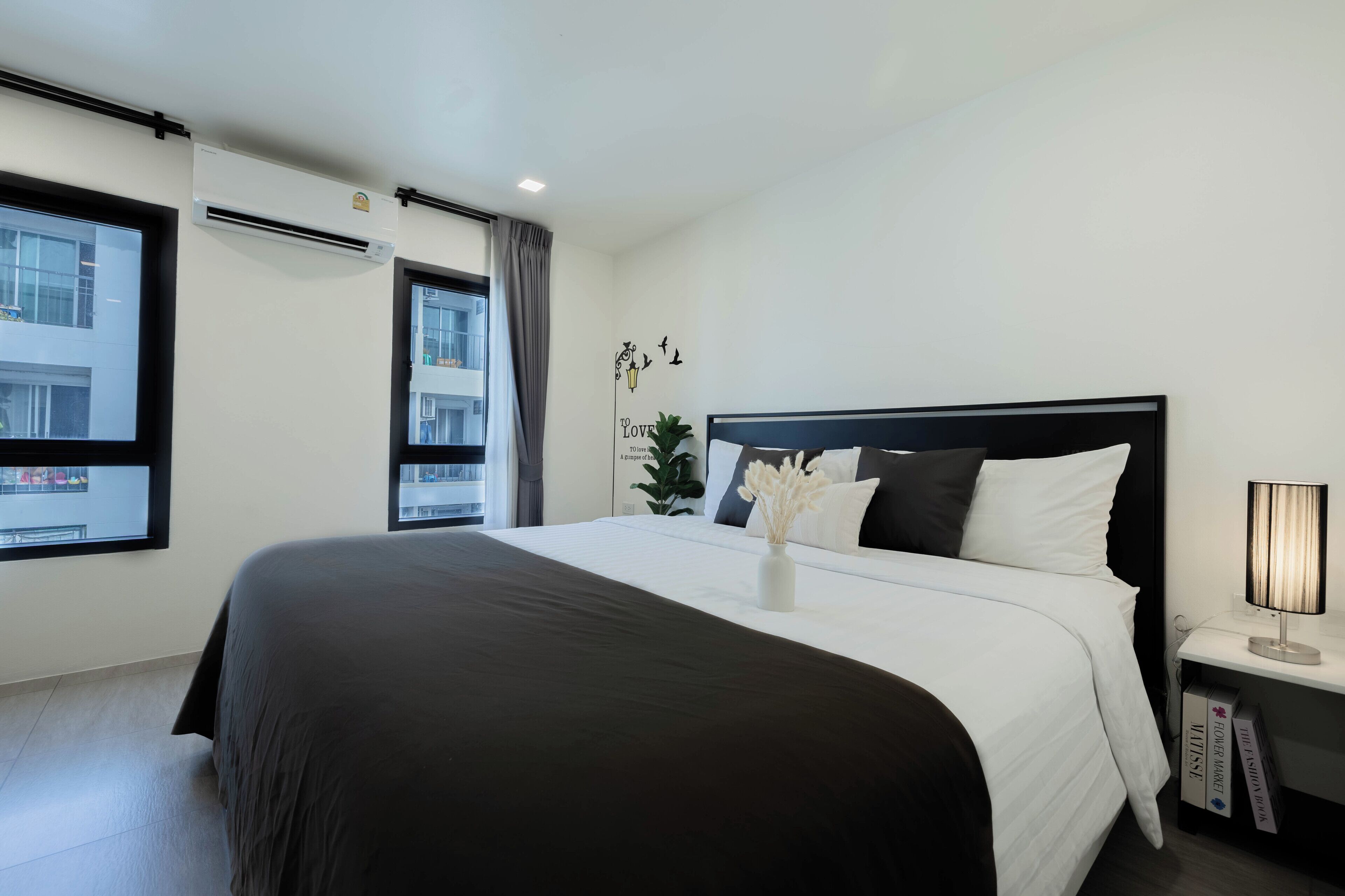 Photo - NORN Riverside Bangkok Hotel - นอนริมน้ำ