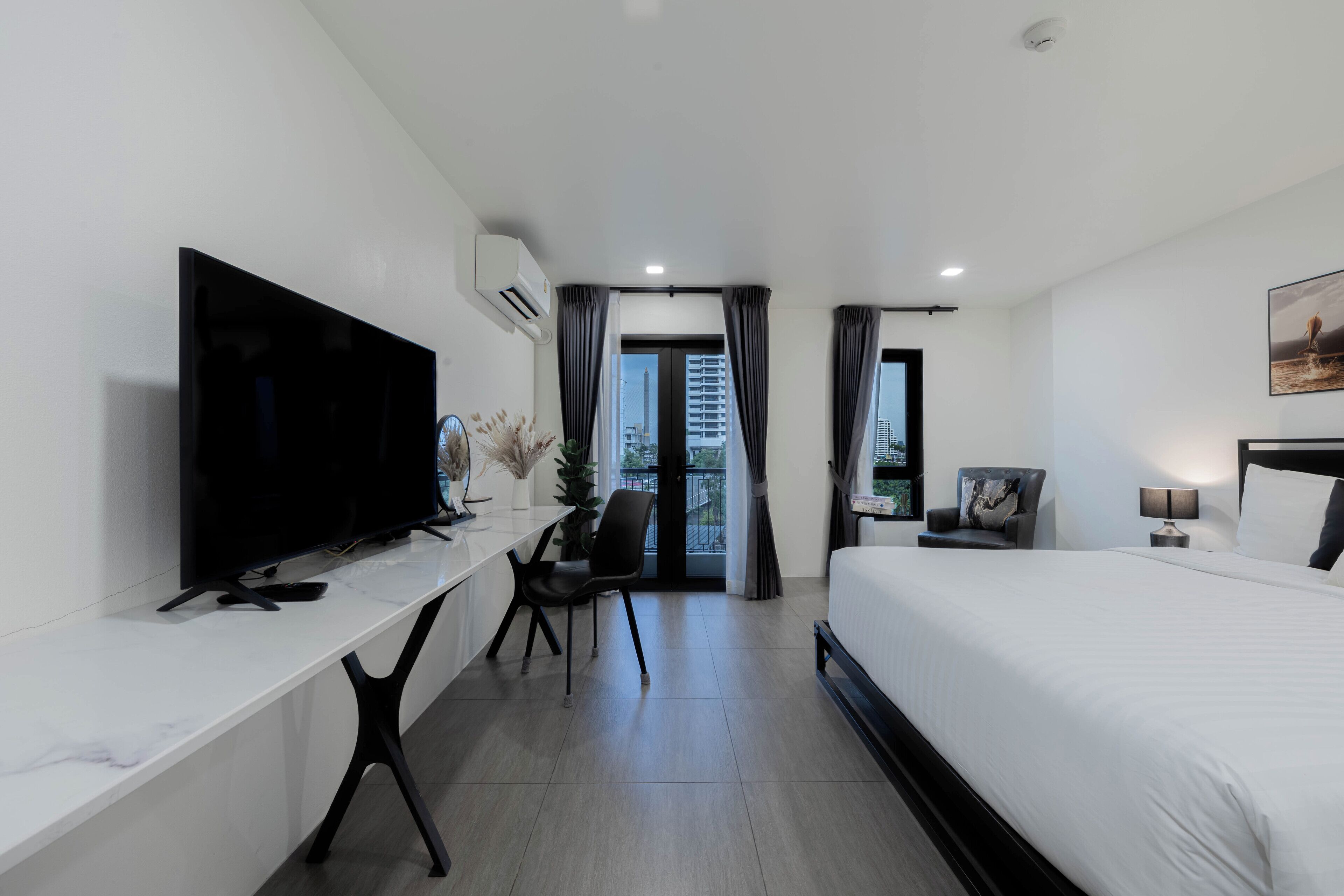 Photo - NORN Riverside Bangkok Hotel - นอนริมน้ำ