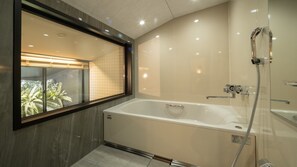 Attic Room, Non Smoking | Bathroom - LONGINGHOUSE Kyukaruizawa Suwanomori (Karuizawa)