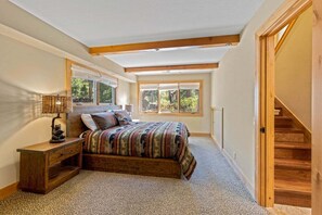 4 habitaciones, tabla de planchar con plancha y wifi gratis 