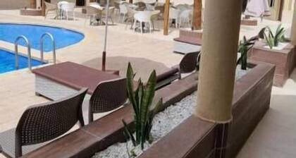 HOTEL BEACH CLUB LA PERLE