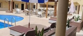 HOTEL BEACH CLUB LA PERLE