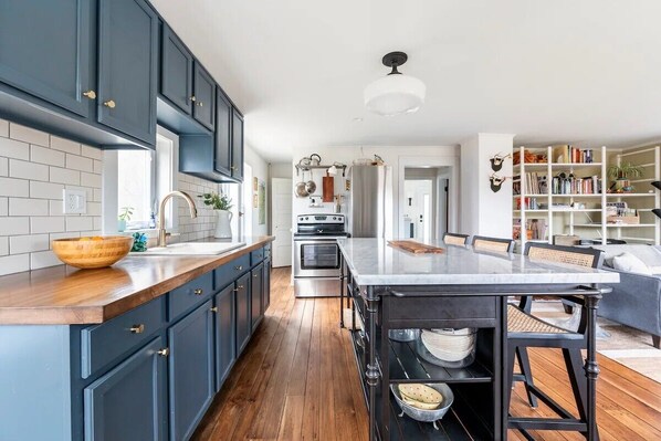 Microwave, oven, stovetop