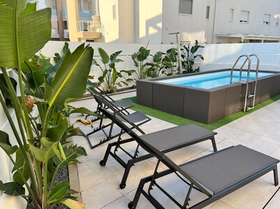 2 Bedroom Private vacation home in Monopoli