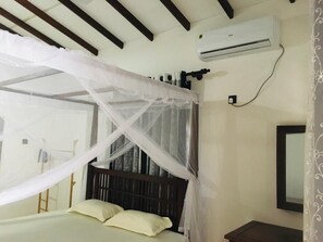 Comfort-Doppelzimmer | Schreibtisch