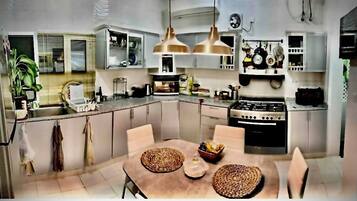 Apartment | Private kitchen | Fridge, microwave, oven, stovetop