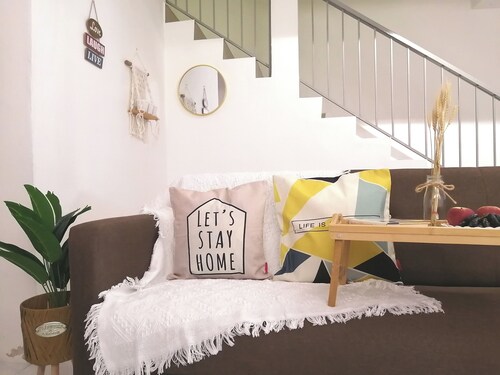 1-12 Pax Premium & Cozy Home !
 WIFI / ASTRO/ WATER DISPENSER 