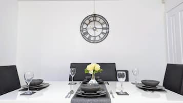 House | Dining
