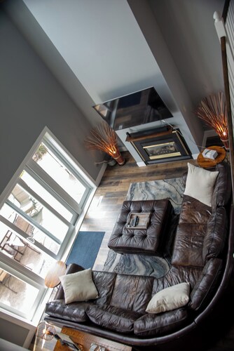 Welcome to Your Perfect Getaway at Izaty's Resort Townhouse on Mille Lacs!