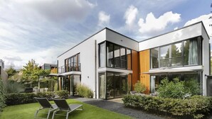 House, Multiple Beds | Property grounds - Captivating 6-bed House in Amsterdam (Amsterdam)