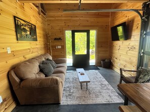 Smart TV - Cabin with Lake & Mountain Views! Lake access! Pigeon Forge, Gatlinburg! (Sevierville)