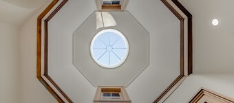 The Selbert - In the Heart of The Bourbon Trail!