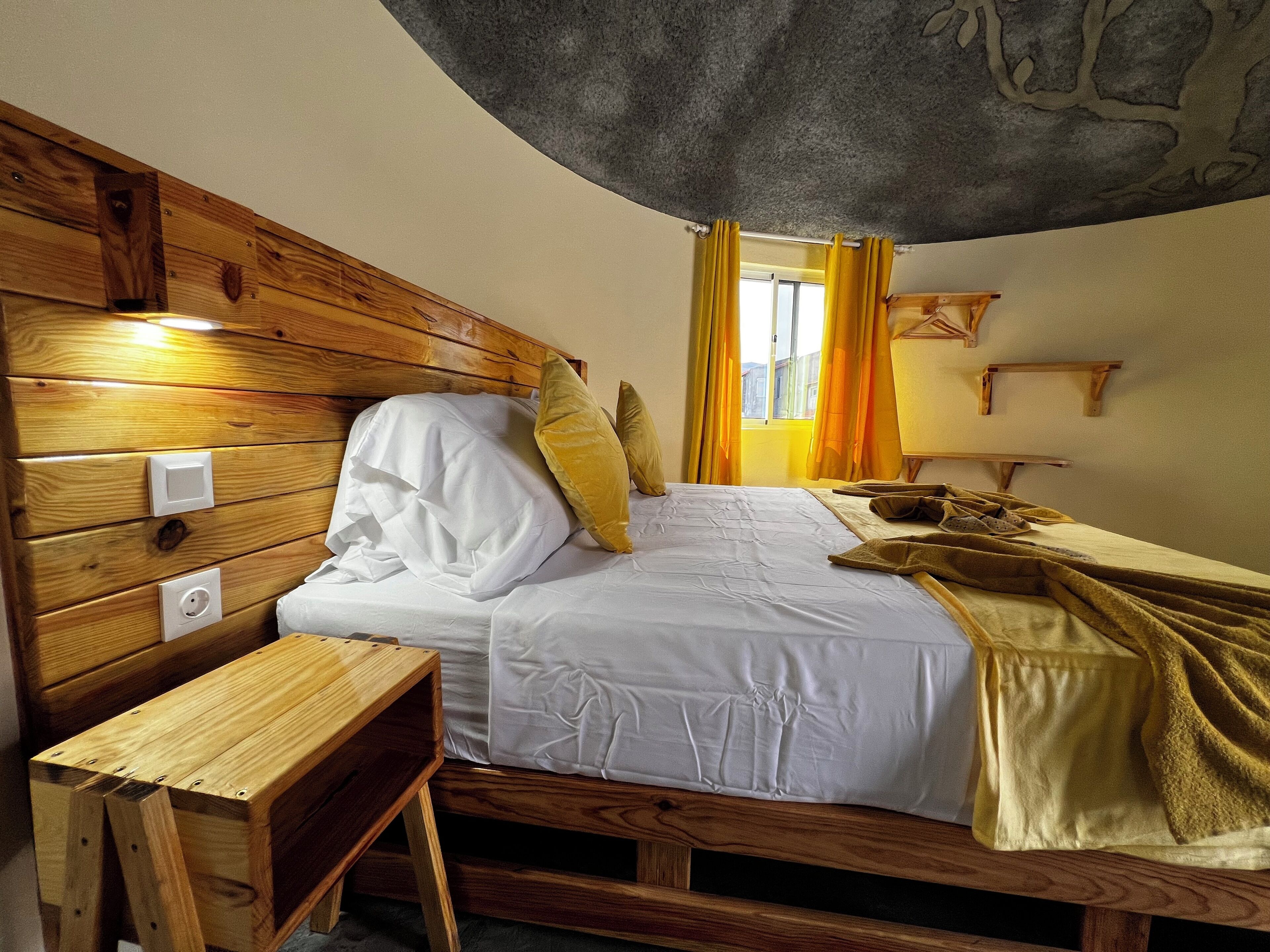 Kahden hengen huone (yksi tai kaksi sänkyä) | Ilmainen Wi-Fi, vuodevaatteet