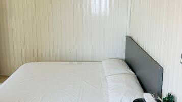 1 Schlafzimmer, kostenloses WLAN, Bettwäsche