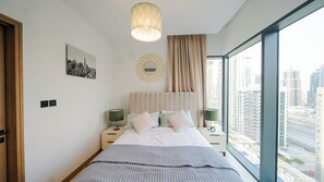 1 bedroom, iron/ironing board, WiFi, bed sheets - Cozy Apartment! 1BR VIDA Marina (Dubai)