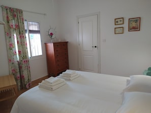 1 bedroom, WiFi, bed sheets
