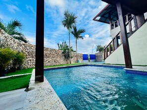 บริเวณภายนอก