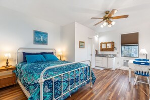 1 Schlafzimmer, Reisekinderbett, WLAN, Bettwäsche