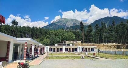 Ramada Inn Hotel & Resorts Kalam